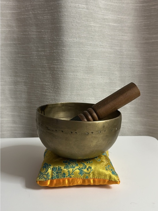 Other - Brass Singing Bowl with Wooden Mallet - Gold Tone